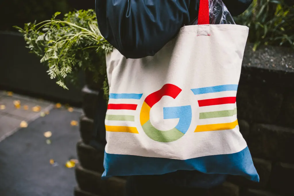 Google-custom-canvas-tote