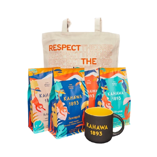 Roast & Tote Ensemble in front