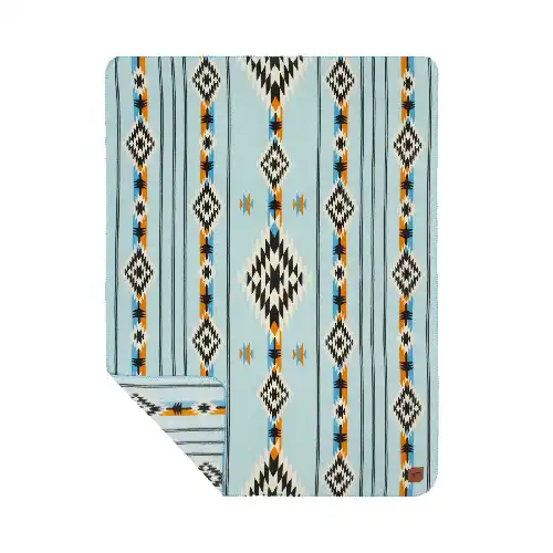 slowtide-fleece-blanket
